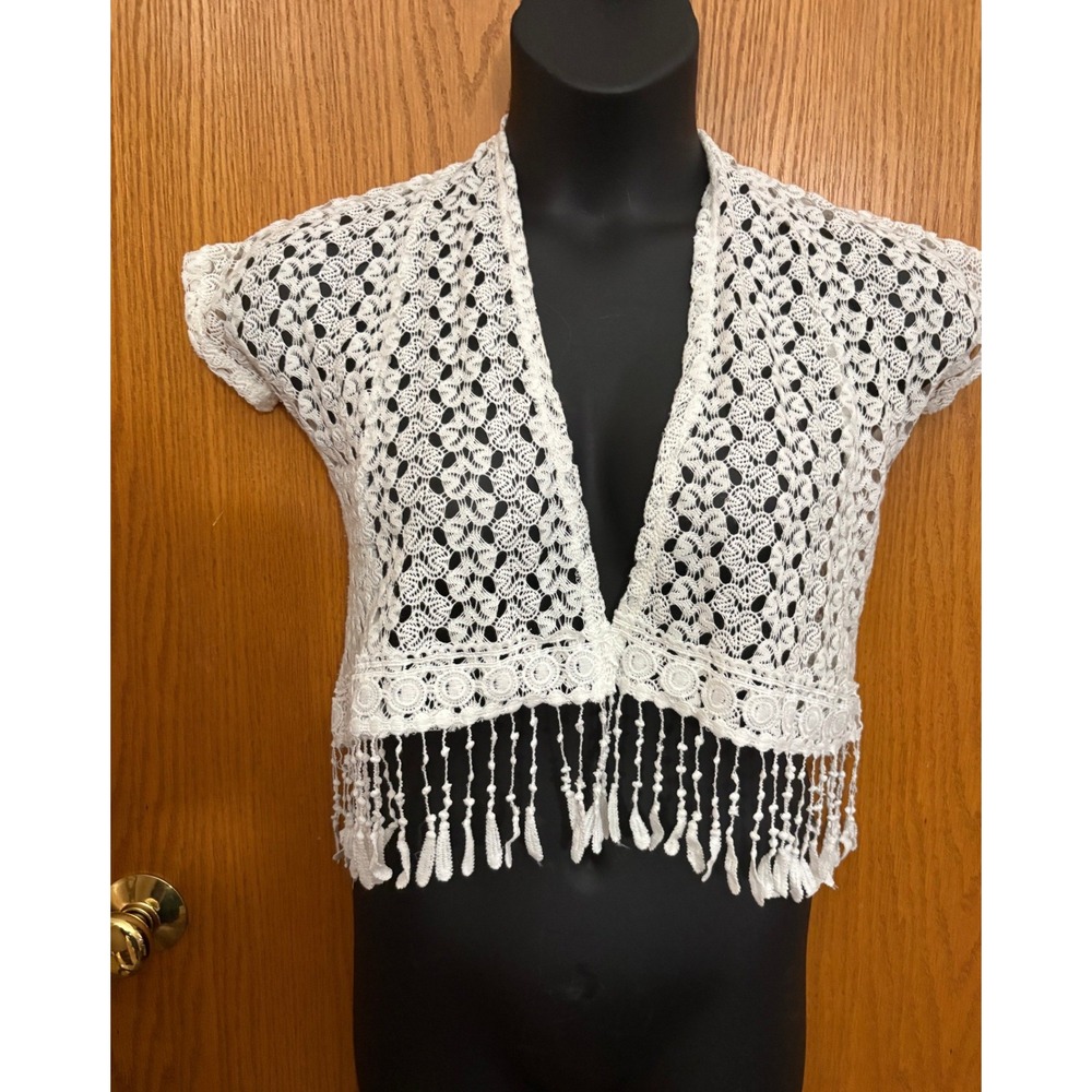 Self Esteem White Crochet Fringe Shrug Open Front Boho Knit Cardigan Medium